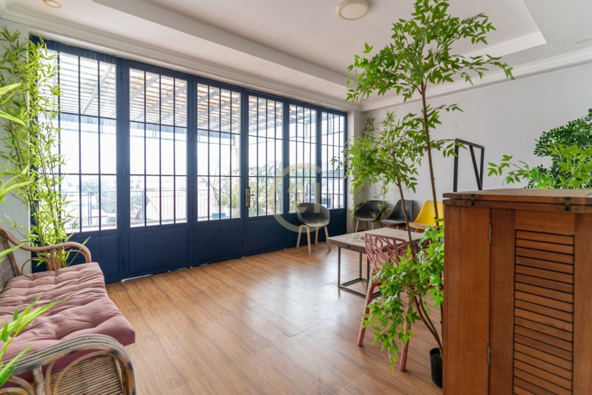 SPECIOUS HOUSE FOR RENT AT TONLE BASSAC