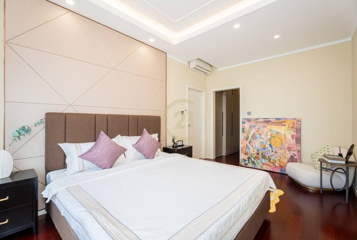 MORDERN 2 BEDROOM FOR RENT AT TOUL KORK
