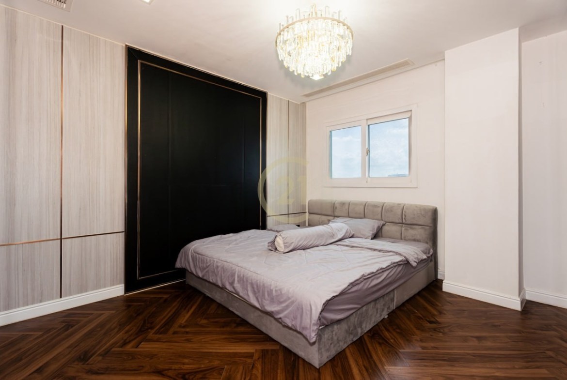 SPECIOUS 3 BEDROOM FOR RENT | TOUK KORK