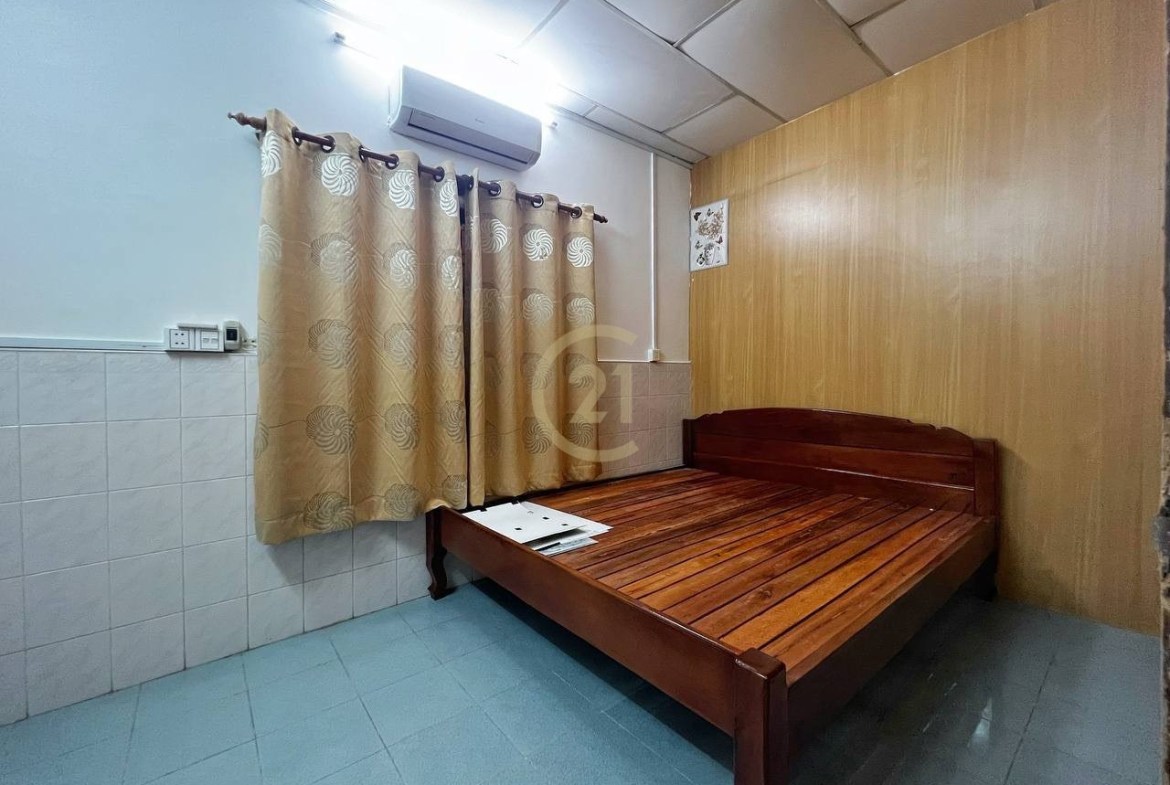 Shophouse for Rent | Prime Location in BKK1 – Hot Deal