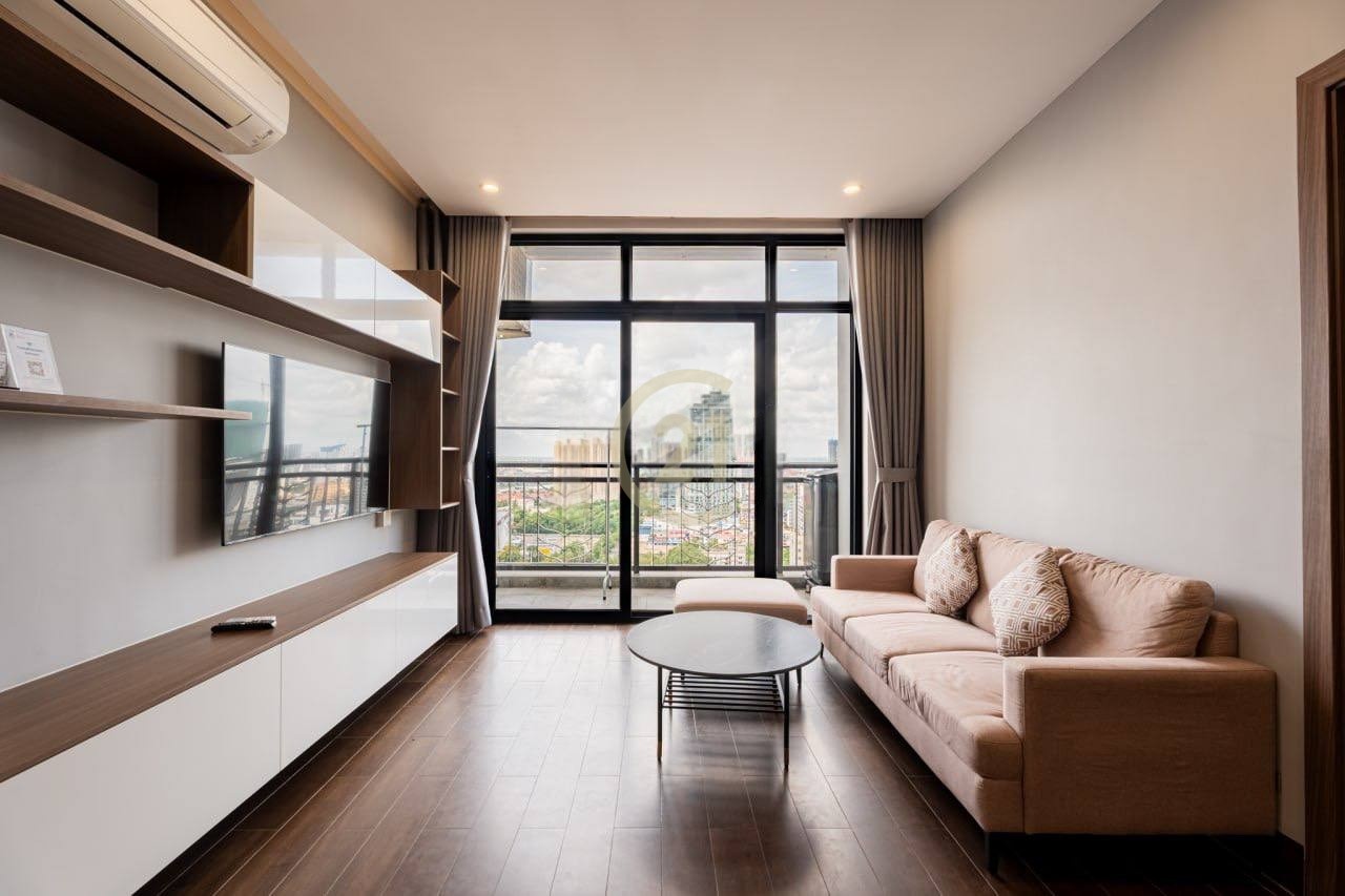 3 BEDROOM APARTMENT FOR RENT AT TONLE BASSAC