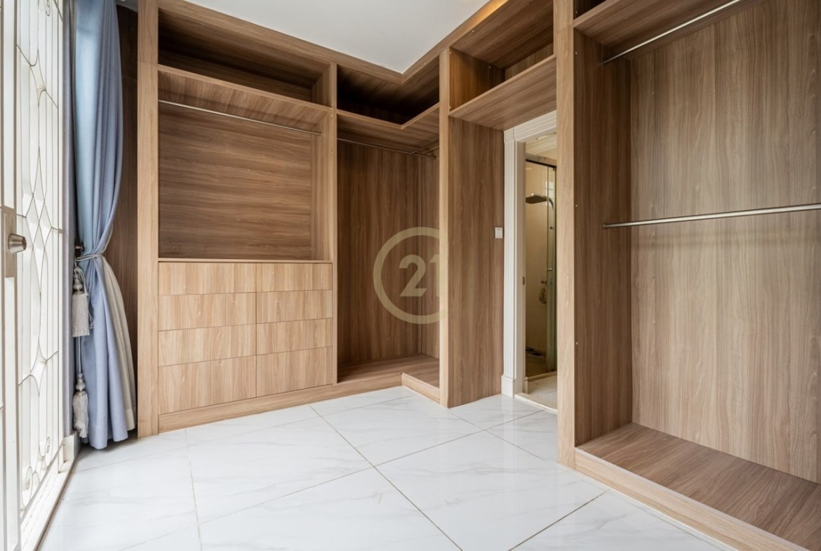 Luxury Villa Prince A For Rent At PH Boeng Snor