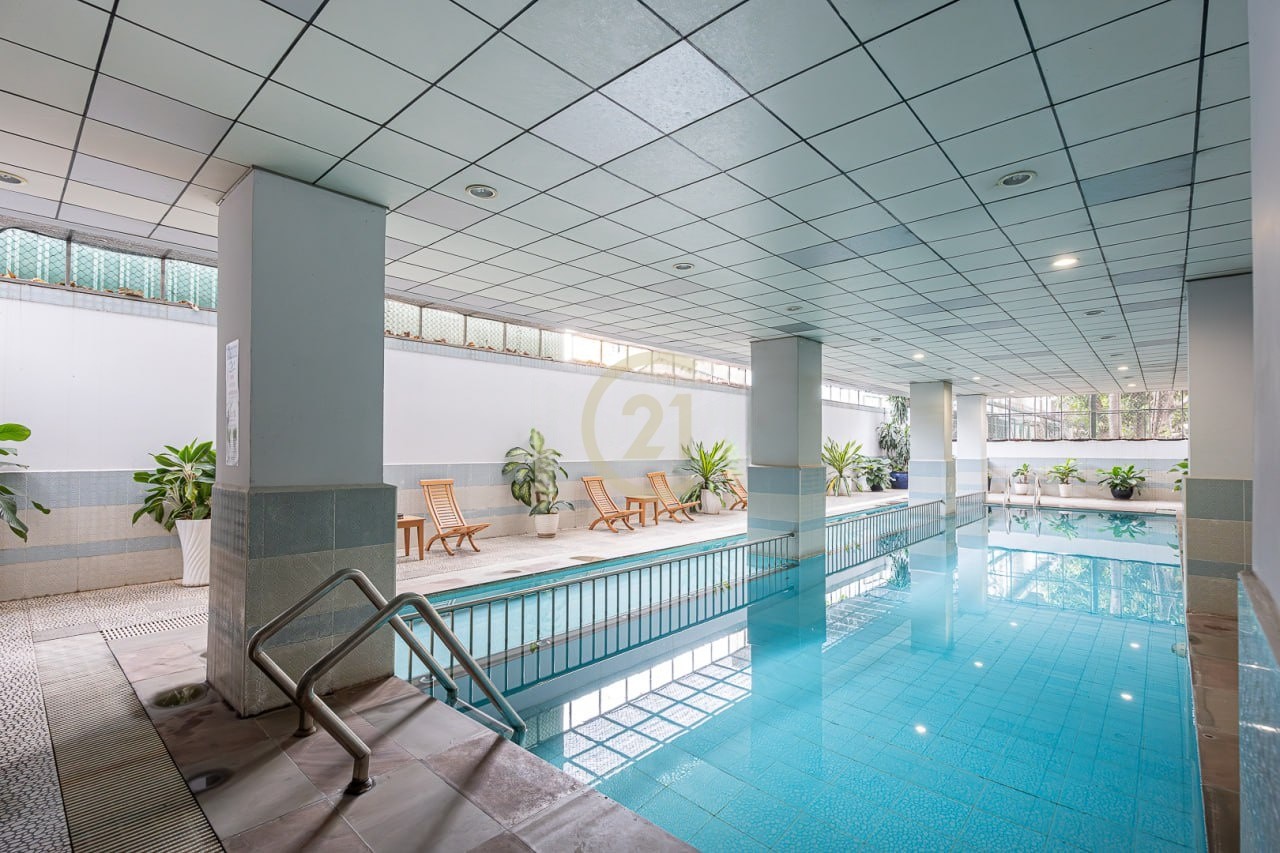 Spacious Condo 4 Bedroom For Rent at Toul Kork
