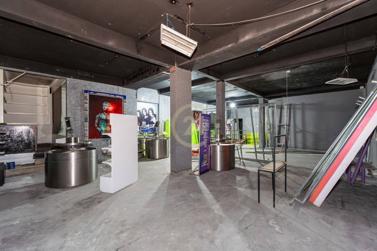 32b78f03-191a-4a00-90be-db207db6da2f_photo_7_2025-09-06_14-59-40 Premium Location Space For Rent In BKK1