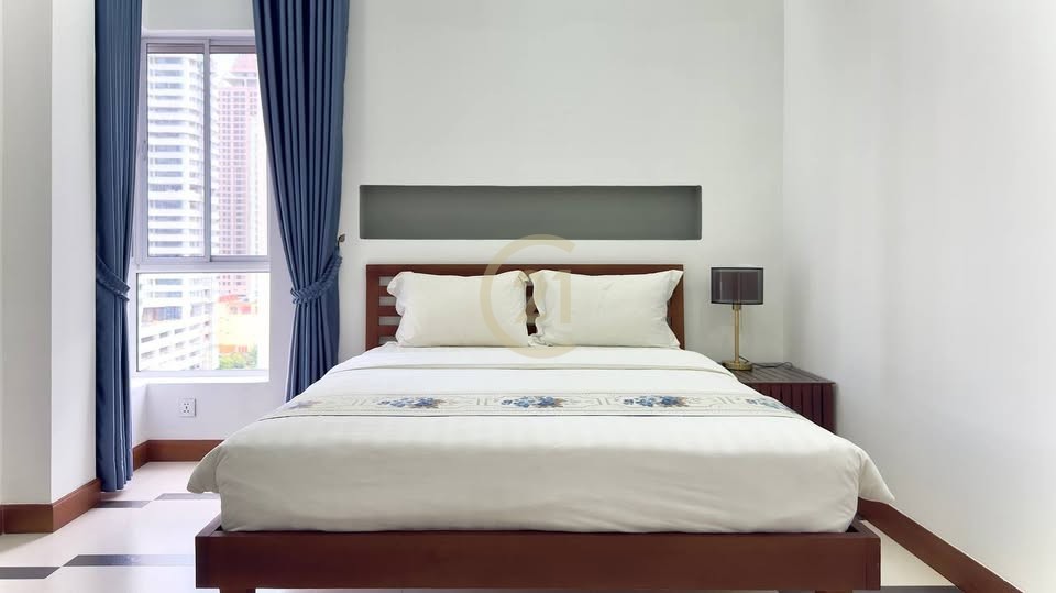 PREMIUM THREE BEDROOM FOR RENT-BKK1