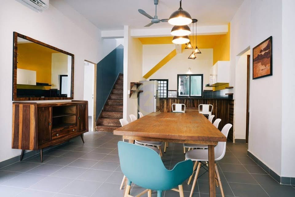 WESTERN VILLA FOR RENT-NEAR ROYAL PALACE