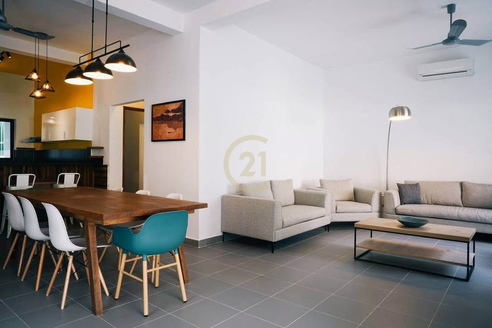 WESTERN VILLA FOR RENT-NEAR ROYAL PALACE