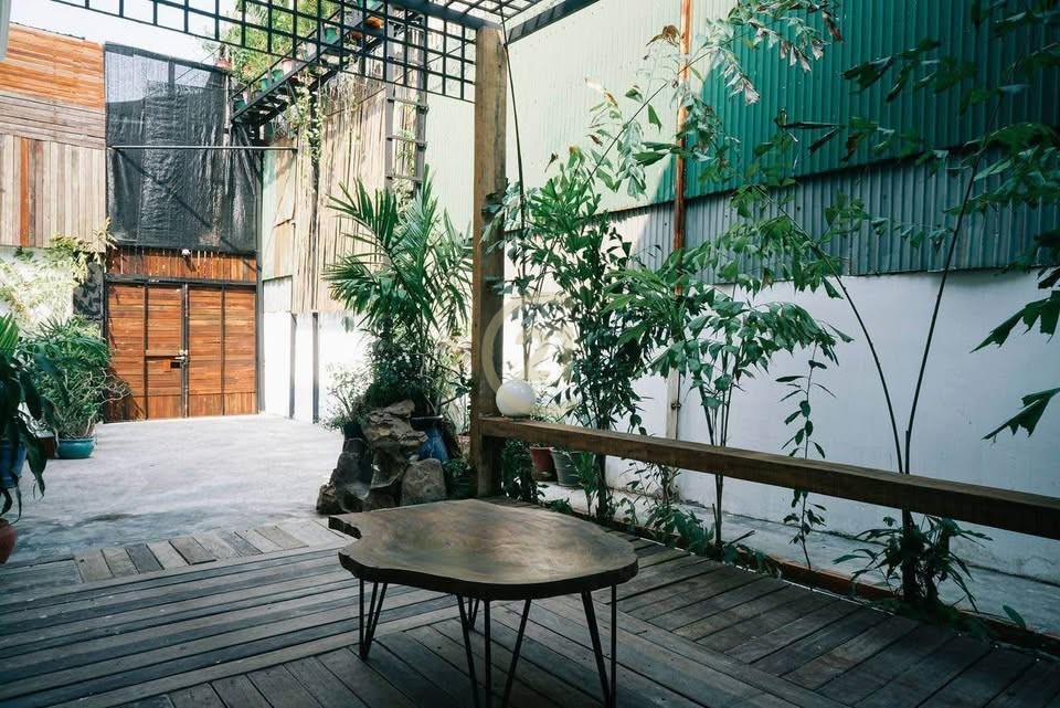 WESTERN VILLA FOR RENT-NEAR ROYAL PALACE