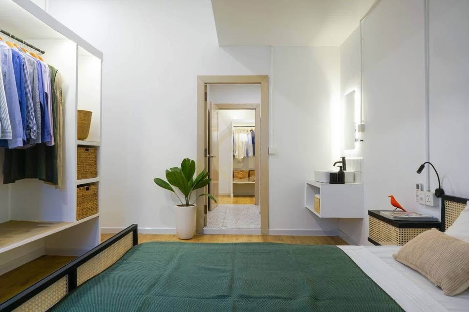 DUPLEX TOWN HOUSE FOR RENT-DAUN PENH