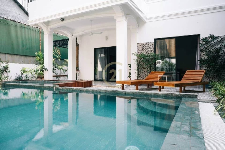 WESTERN VILLA FOR RENT-NEAR ROYAL PALACE