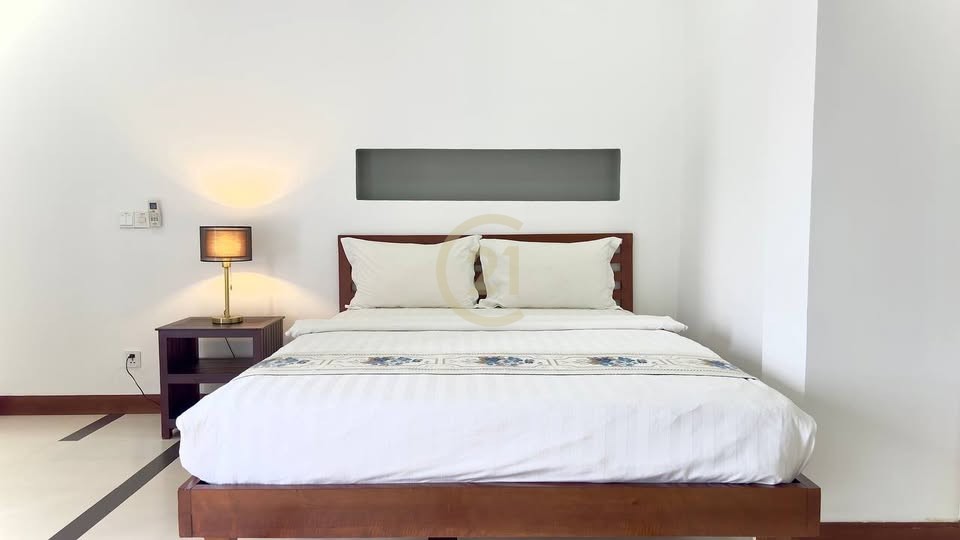 PREMIUM THREE BEDROOM FOR RENT-BKK1