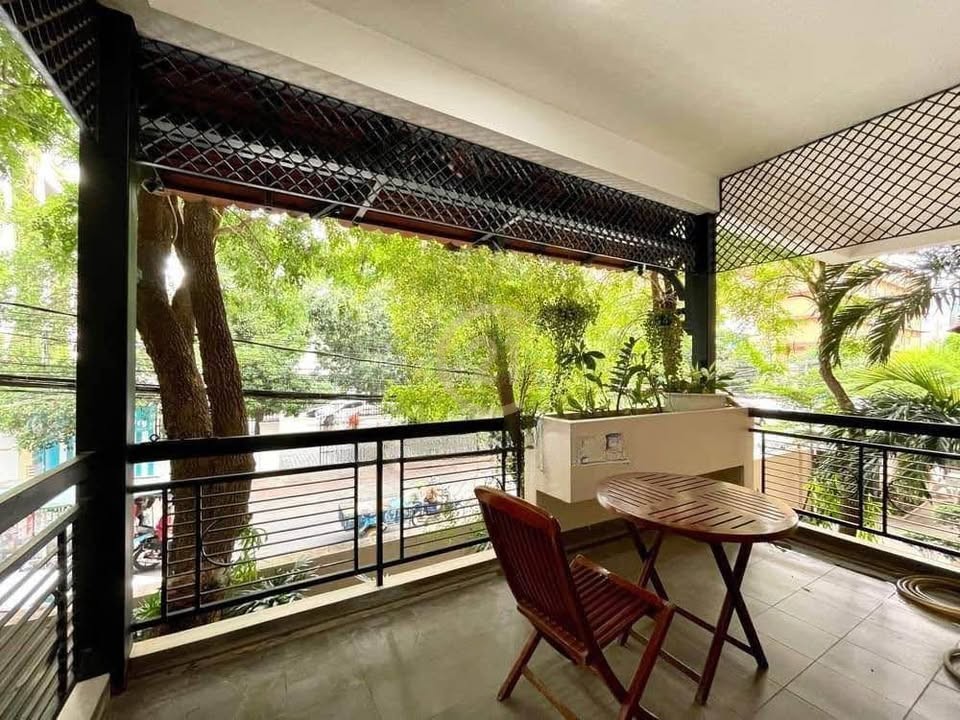 BKK1 | 2BR Service Apartment for Rent – Spacious & Prime Location