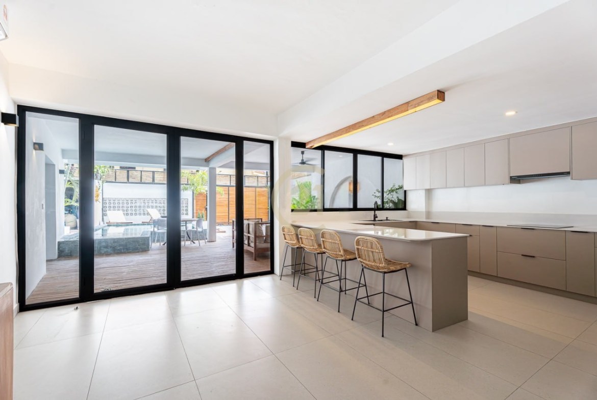 FOR RENT | Private Villa with Swimming Pool – Daun Penh