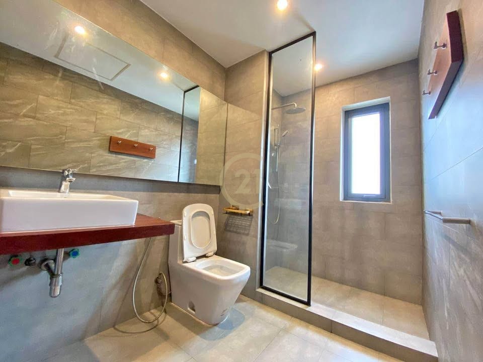 Modern 1 Bedroom Service Apartment for Rent in Boeung Trabek | Phnom Penh