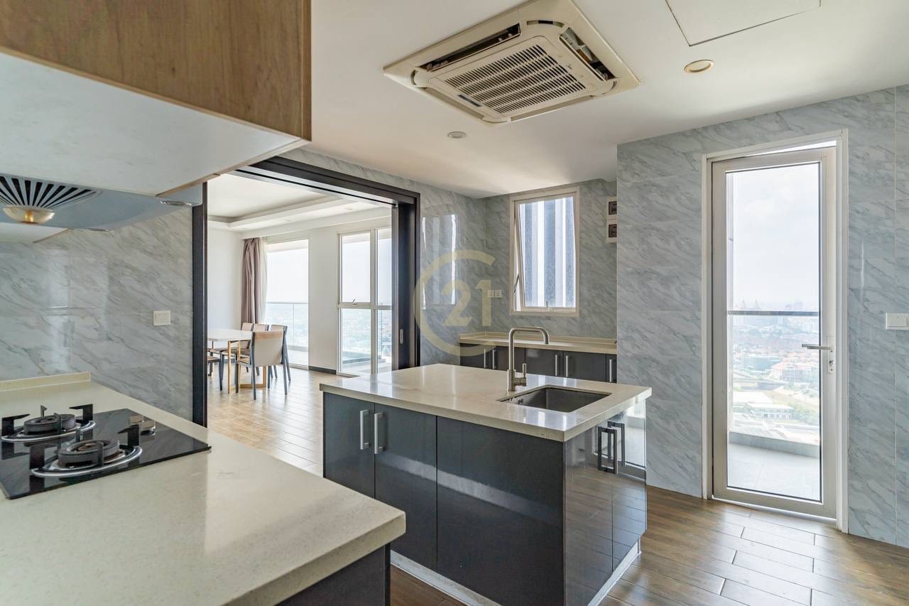 Luxury High-Floor 3BR Condo for Rent in CASA Meridian | Diamond Island | Near Aeon
