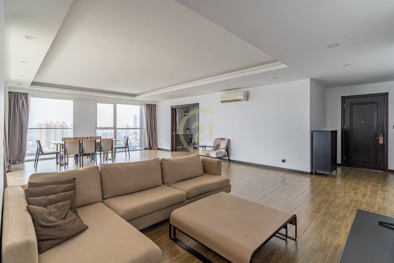 Luxury High-Floor 3BR Condo for Rent in CASA Meridian | Diamond Island | Near Aeon