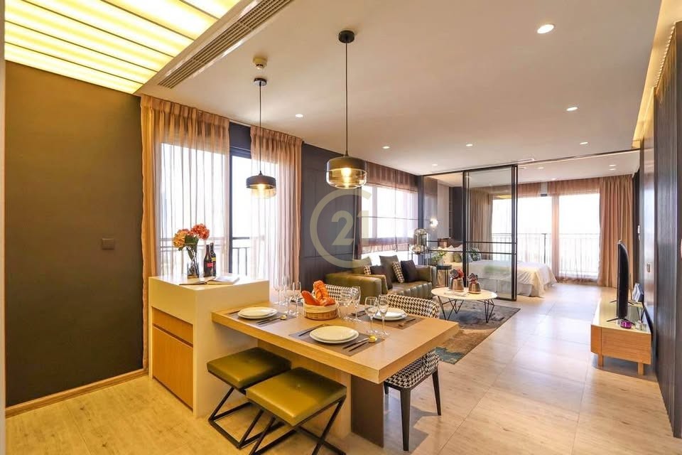 ELEGANT TWO BEDROOM FOR RENT-BTB