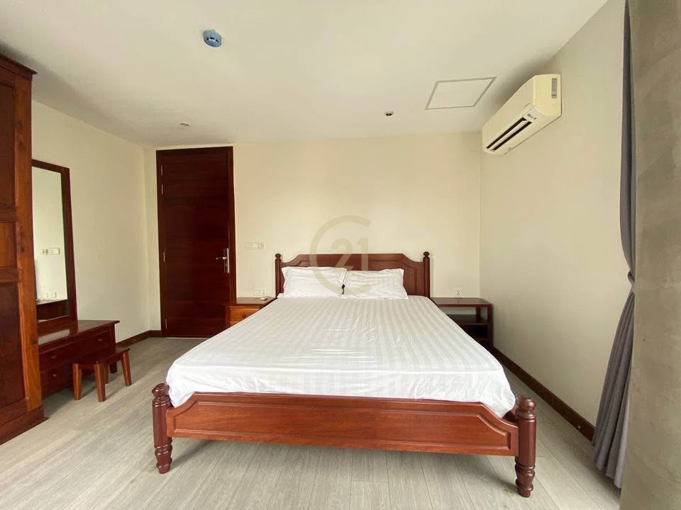Modern 1 Bedroom Service Apartment for Rent in Boeung Trabek | Phnom Penh