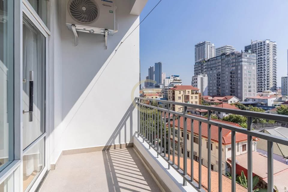 Tonle Bassac | Luxury 3BR Serviced Apartment for Rent – Phnom Penh