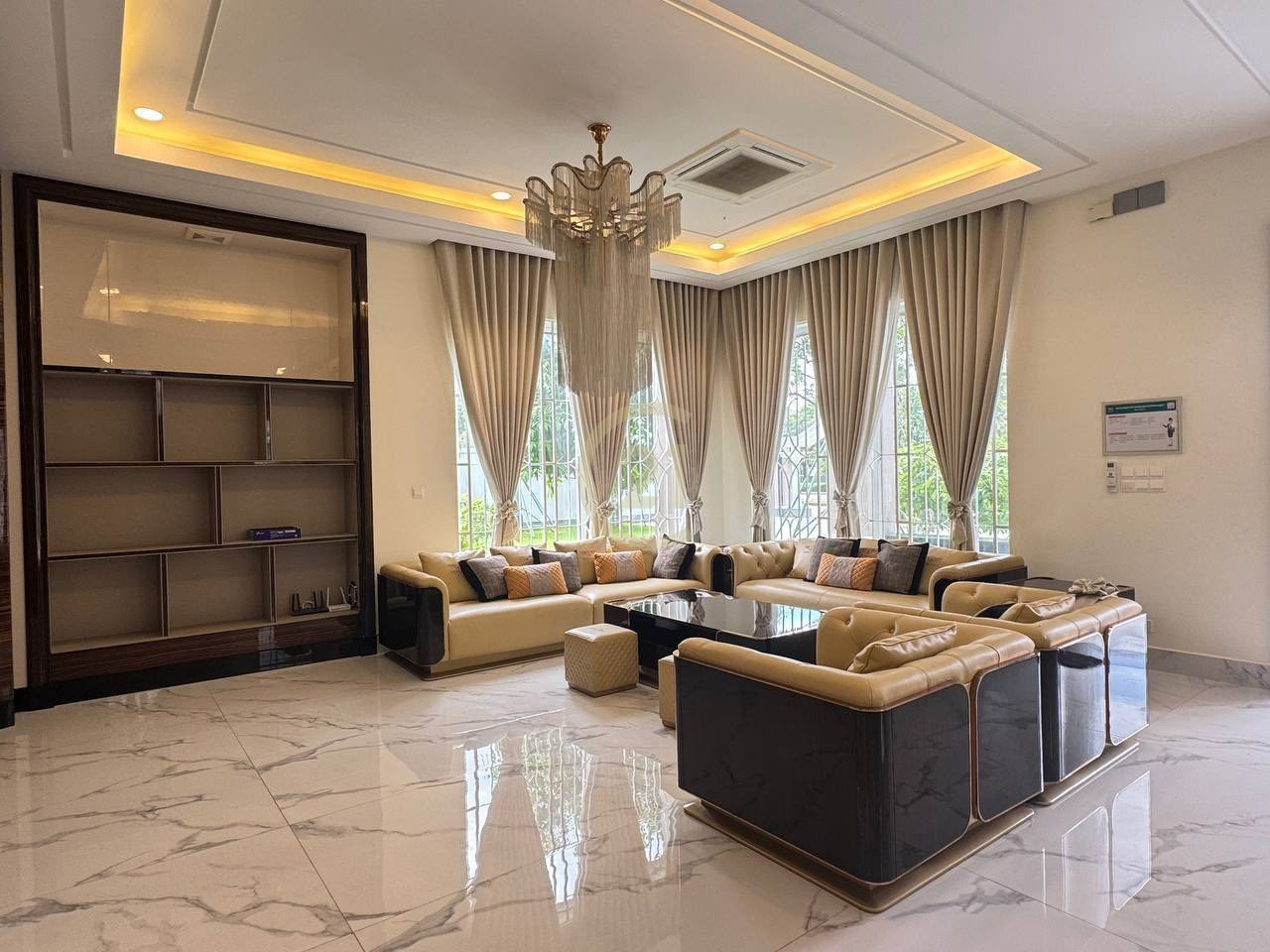 Luxury Queen Villa for Rent | 7BR 9Bath | Boeung Snor | $15,000/month