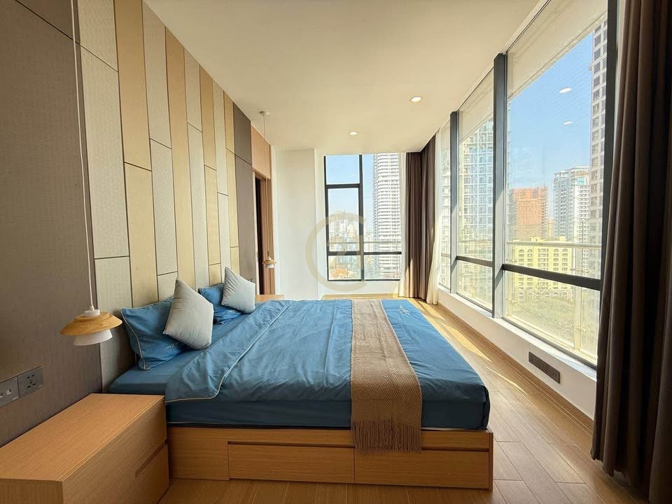 FANCY ONE BEDROOM FOR RENT-HEART OF BKK1