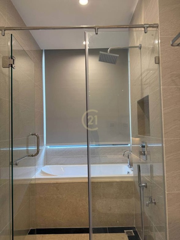 FANCY ONE BEDROOM FOR RENT-HEART OF BKK1