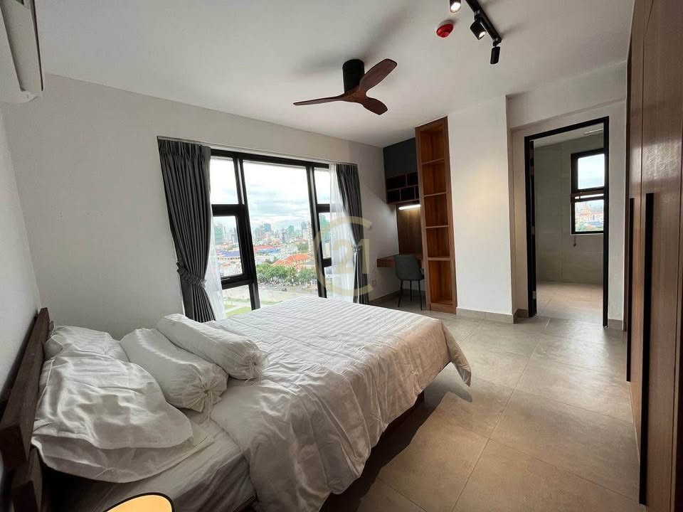 531990926_766149989696713_5703812669474218732_n Tonle Bassac | 2BR Western Apartment for Rent – $2,000/month