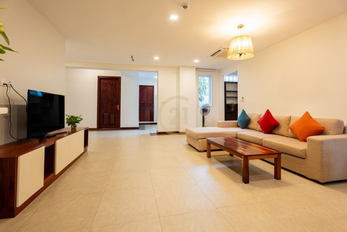 FOR RENT | 3 Bedroom Serviced Apartment -Tonle Bassac