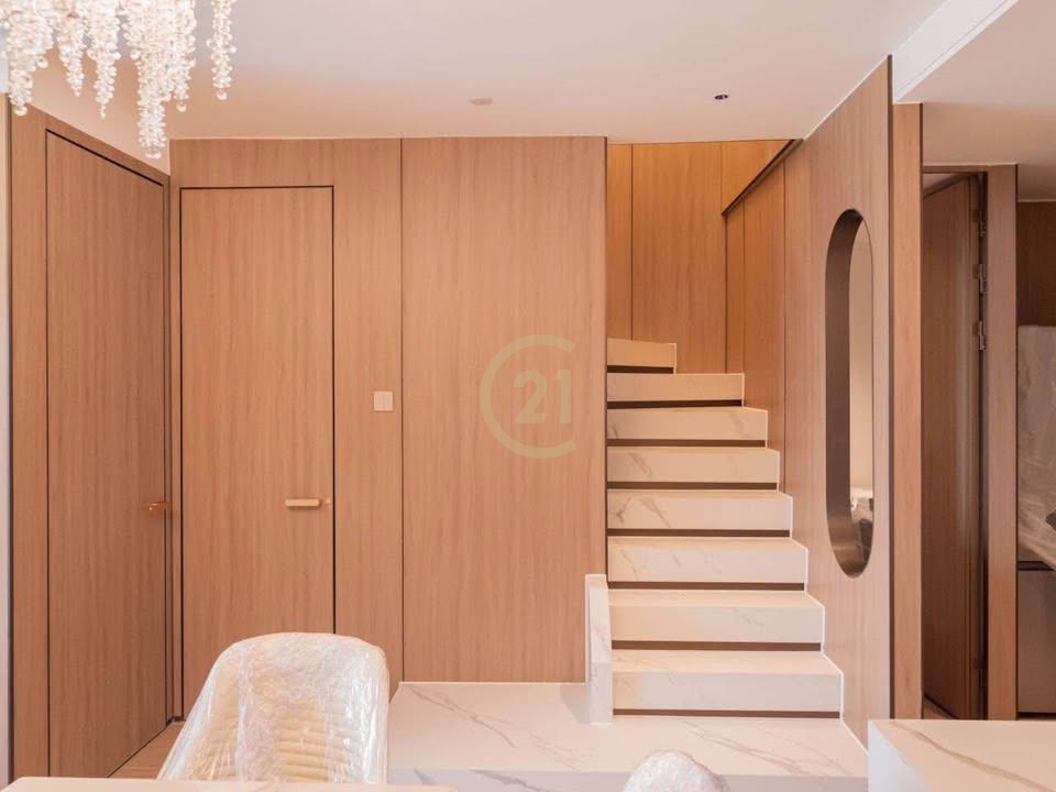 ADORABLE PENTHOUSE FOR RENT-NOREA