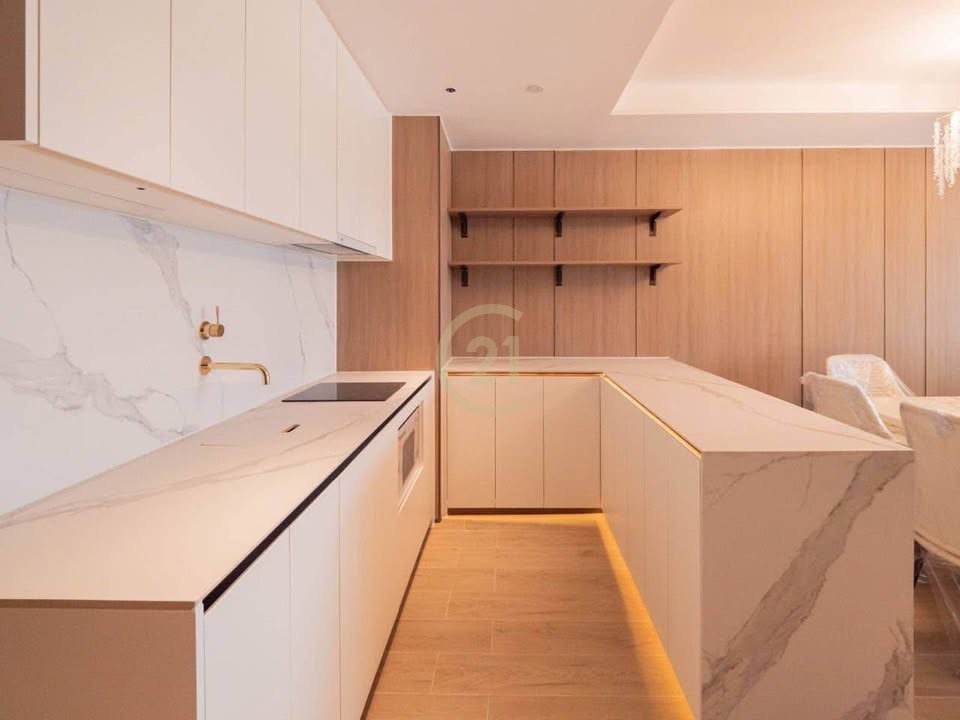ADORABLE PENTHOUSE FOR RENT-NOREA