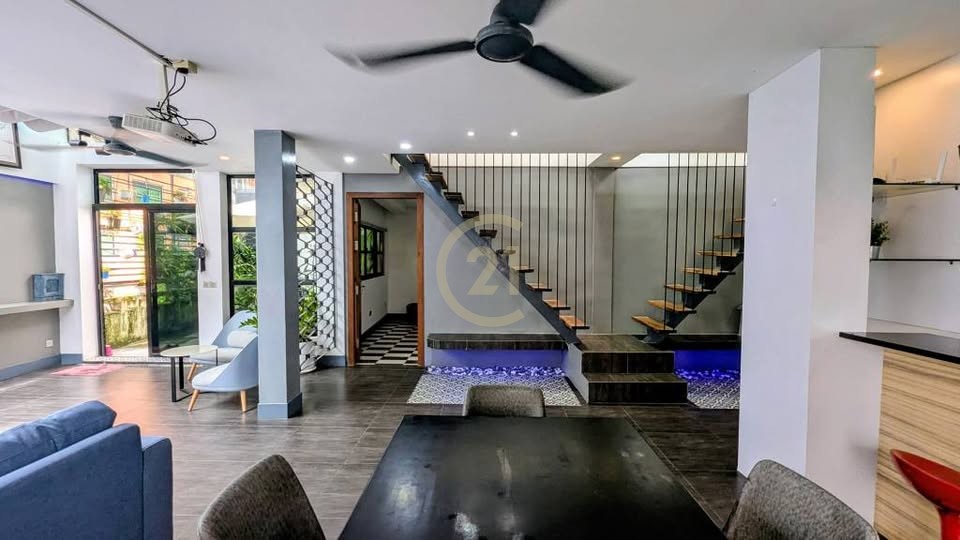 RENOVATED THREE BEDROOM FOR RENT-7 MAKARA