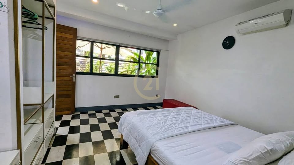 RENOVATED THREE BEDROOM FOR RENT-7 MAKARA