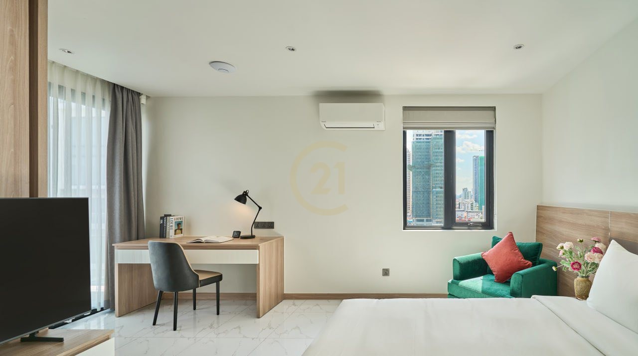 Elegant 3-Bedroom Condo for Rent in Prime BKK1 Location – Fully Furnished & Spacious