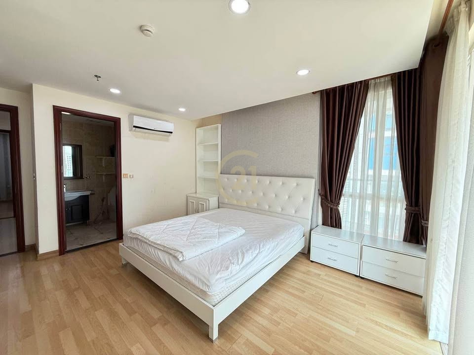 555653519_1321366439727849_715172839180239851_n