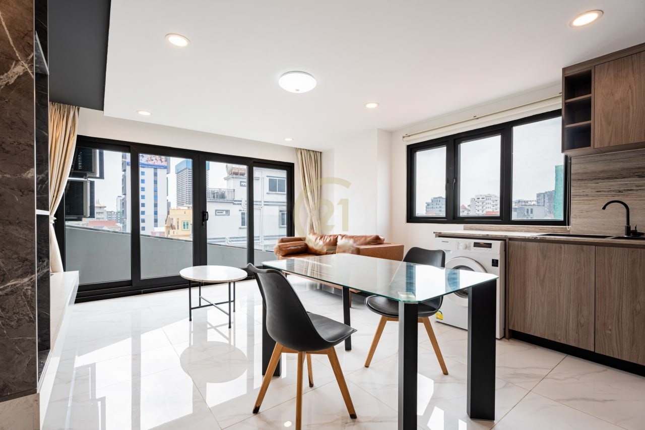 Mordern 2 Bedroom Service Apartment at TTP