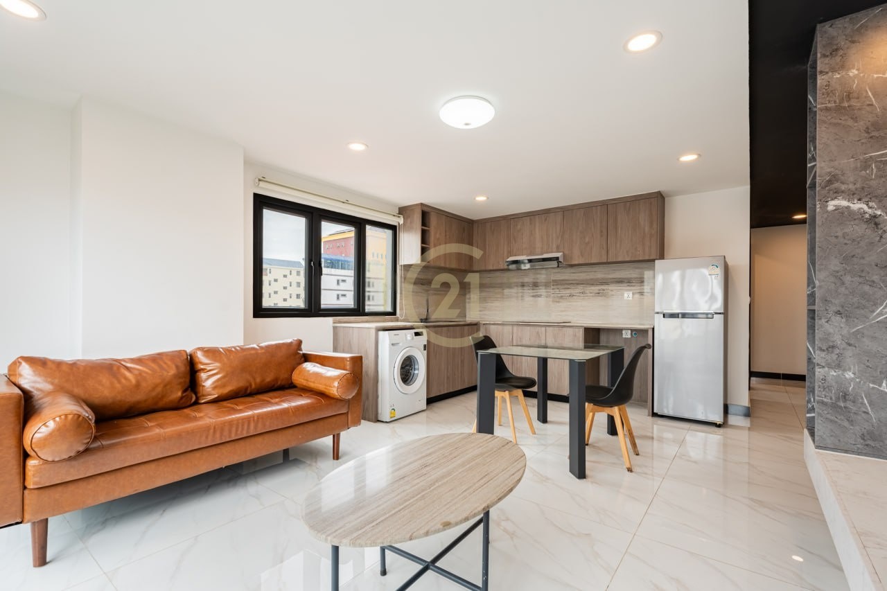 Mordern 2 Bedroom Service Apartment at TTP
