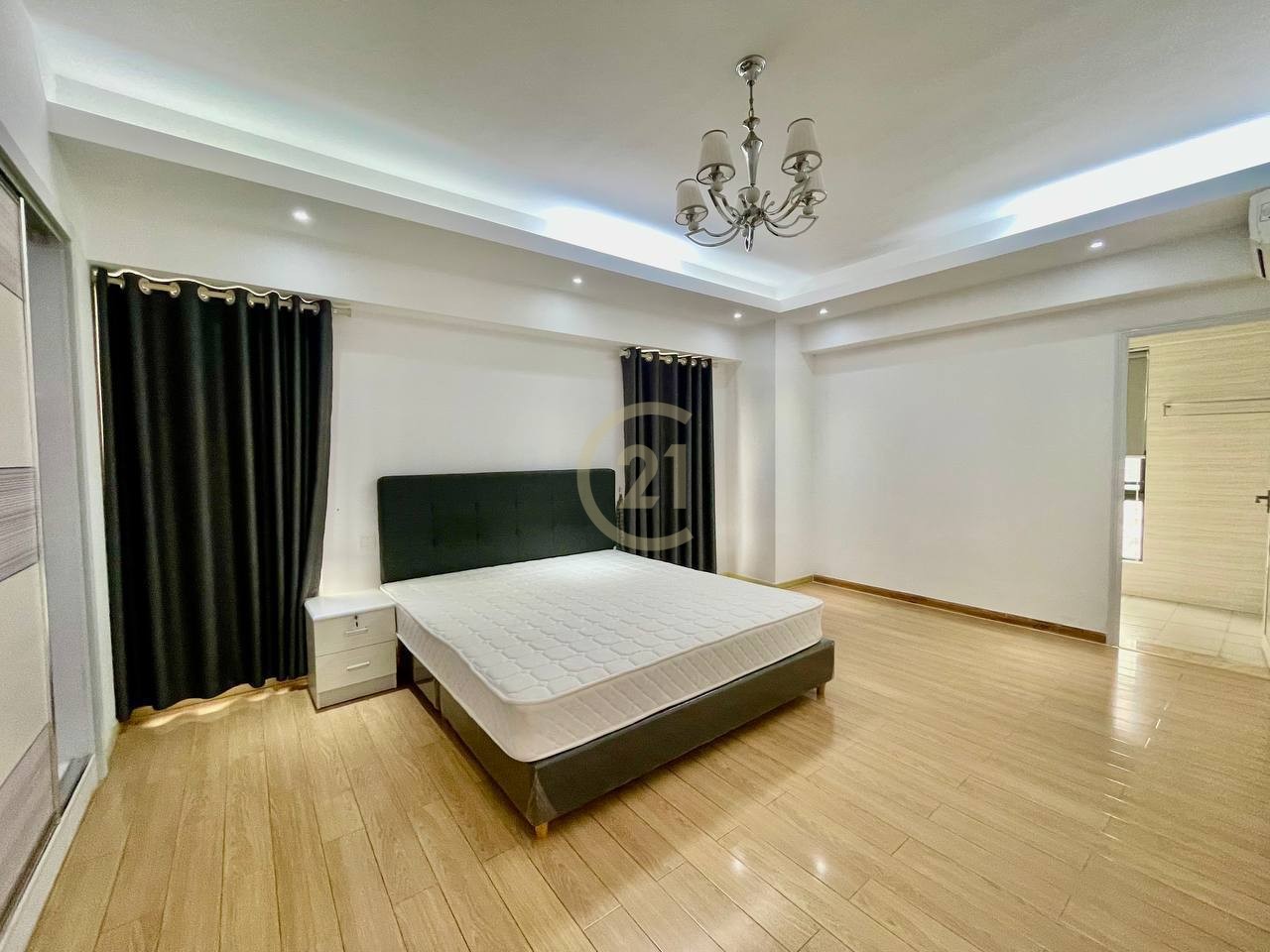 6066370104641307497 (1) Spacious 3-Bedroom for Rent | BKK1