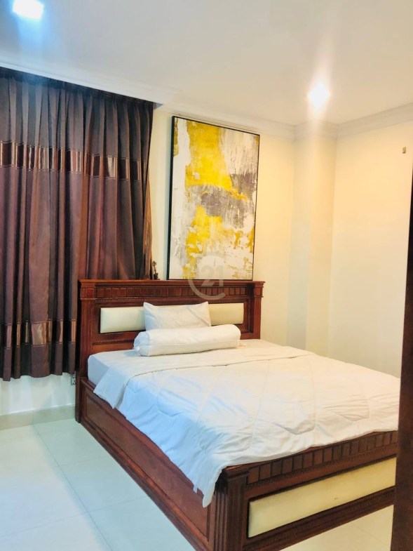 Spacious 1-Bedroom for Rent | Near Russian Market