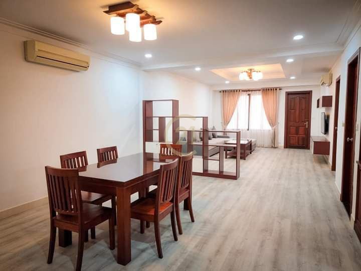 Spacious 1-Bedroom for Rent | BKK1