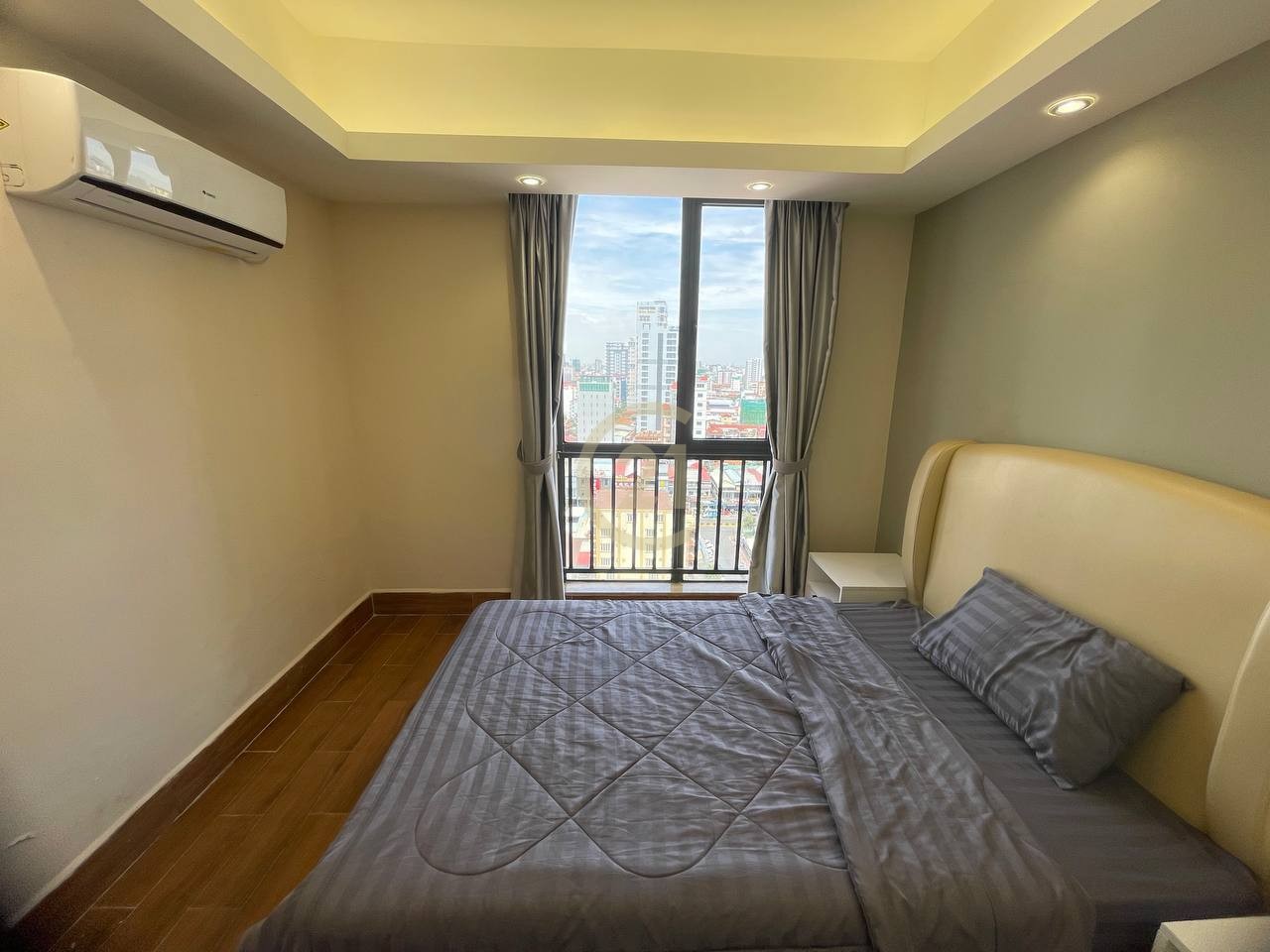 Modern 2-Bedroom | Prime Location in BKK1