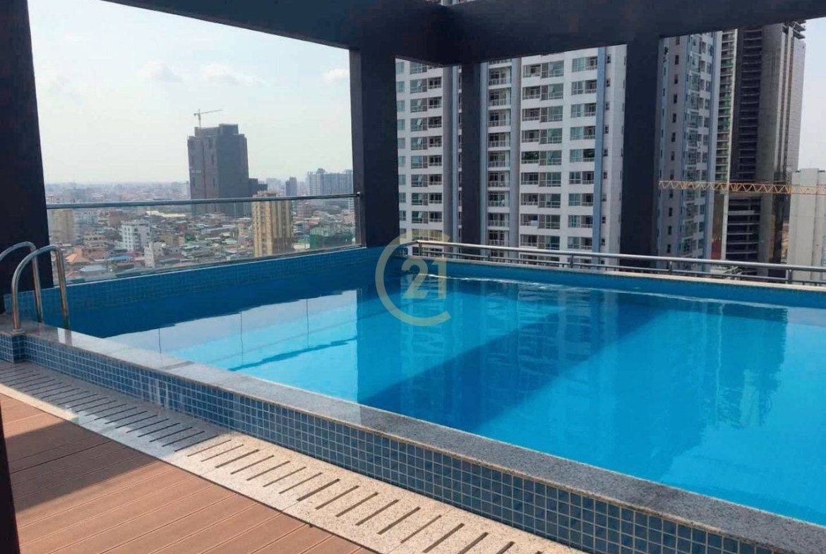 Modern 2-Bedroom | Prime Location in BKK1