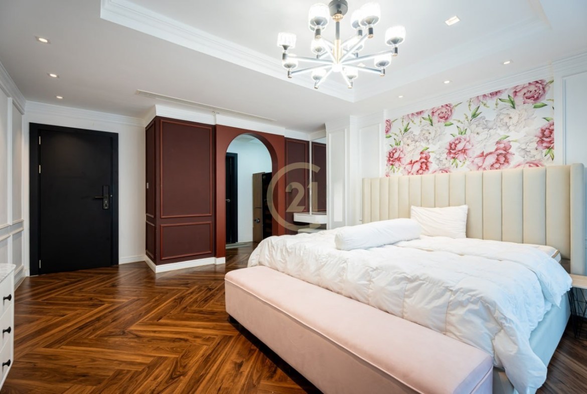SPECIOUS 3 BEDROOM FOR RENT | TOUK KORK