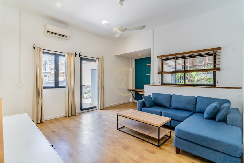 Renovated 5 Bedroom For Rent at Doun Penh