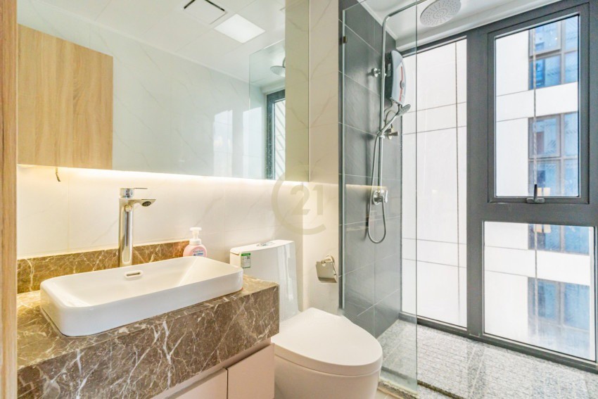3 Bedroom Serviced Condo For Rent | Chroy Chongva