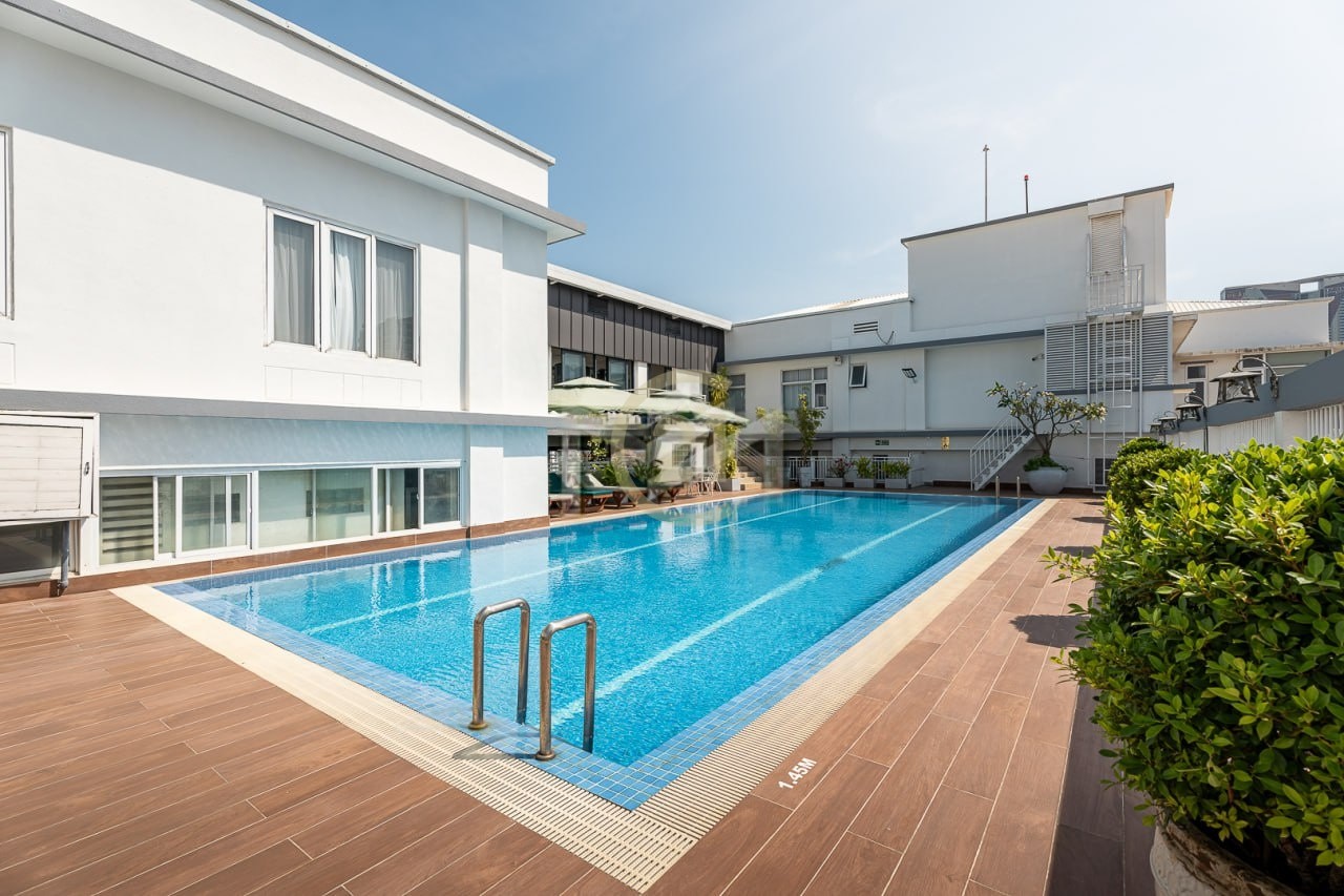 FOR RENT | 3 Bedroom Serviced Apartment -Tonle Bassac
