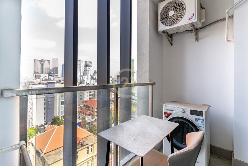 1 Bedroom Serviced Condo For Rent At BKK1