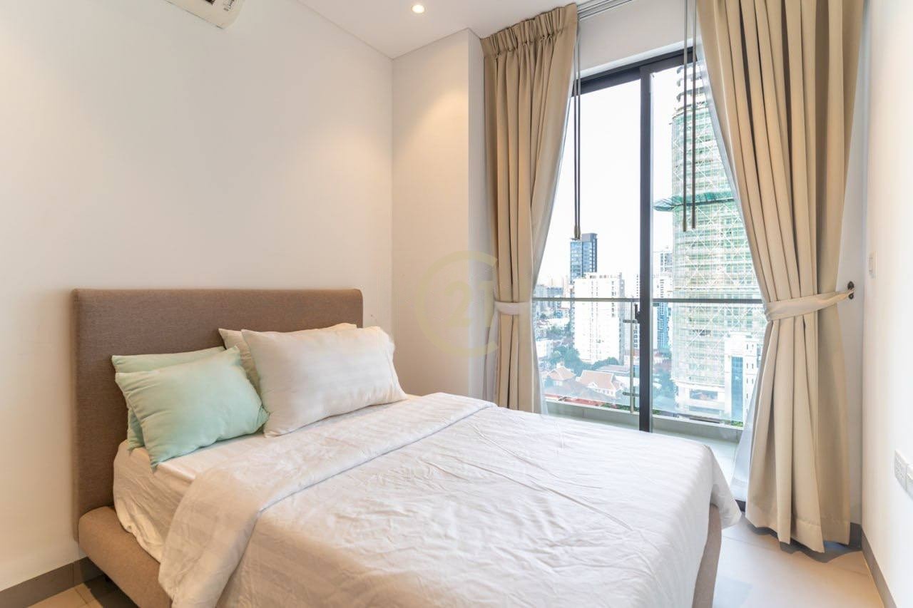MODERN 2 BEDROOM FOR RENT AT BKK1