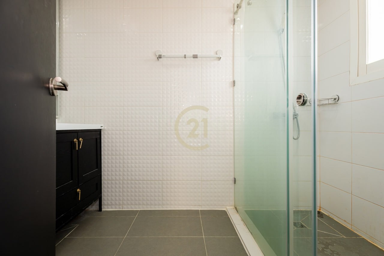 SPECIOUS 3 BEDROOM FOR RENT | TOUK KORK