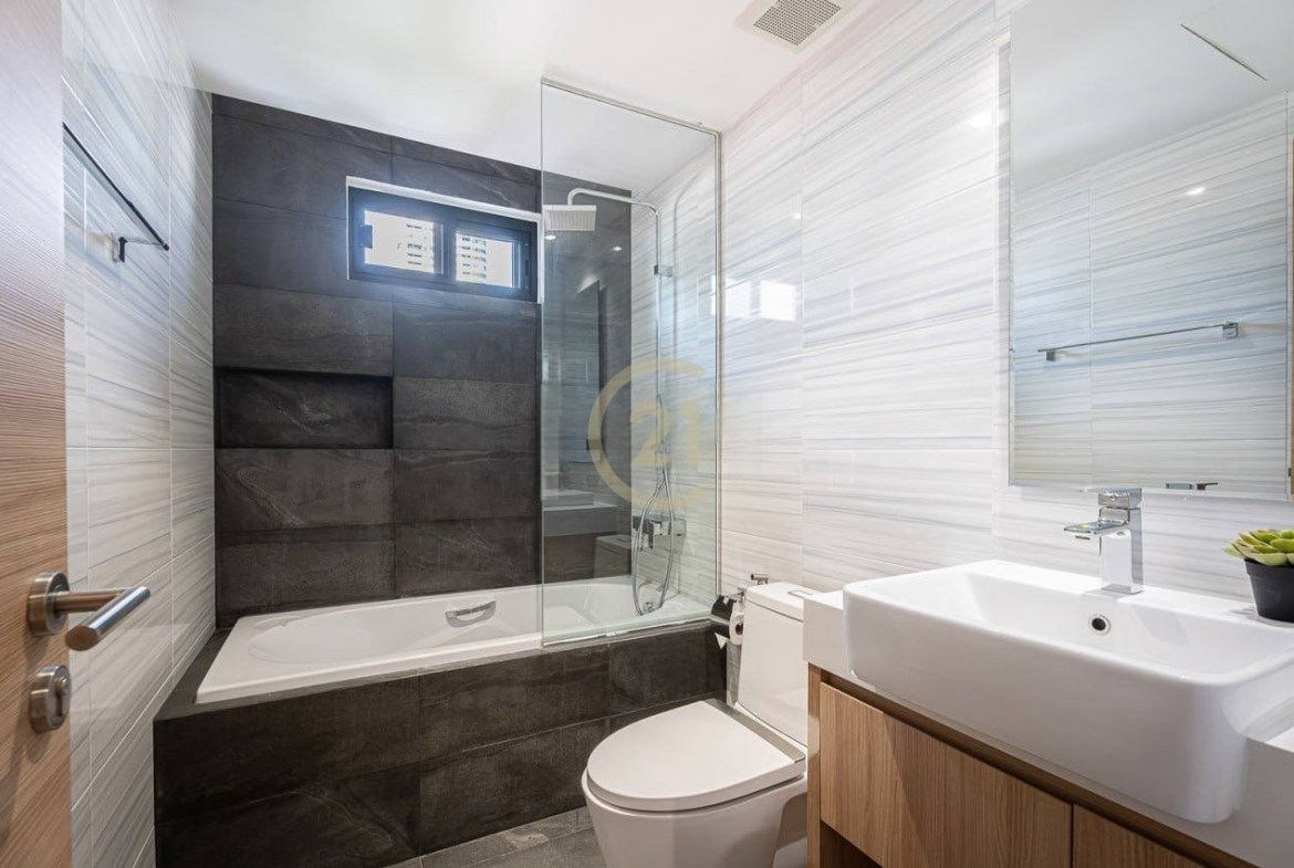 LUXURY 2 BEDROOM APARTMENT FOR RENT | BKK1
