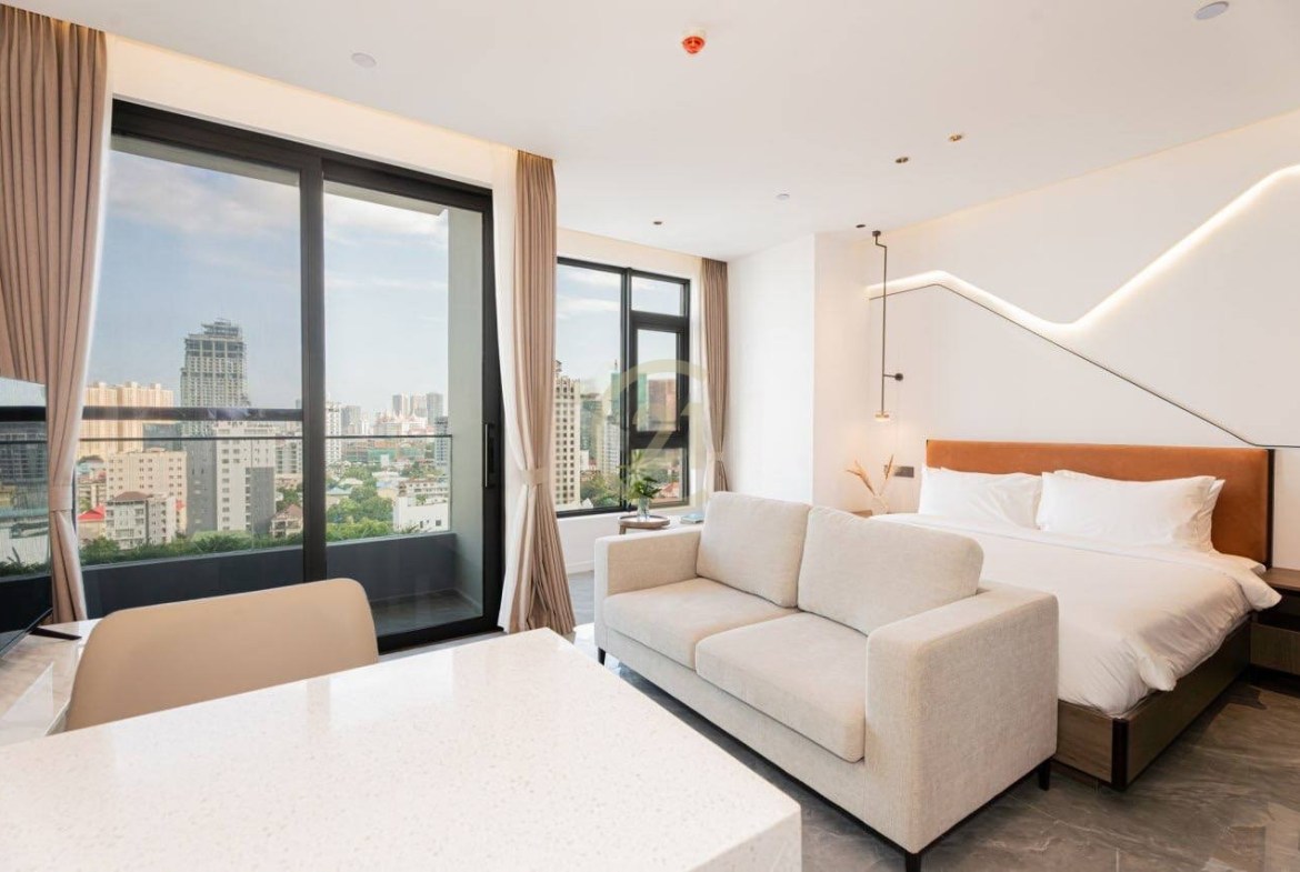 FOR RENT | Luxury Studio Apartment – Tonle Bassac, Phnom Penh